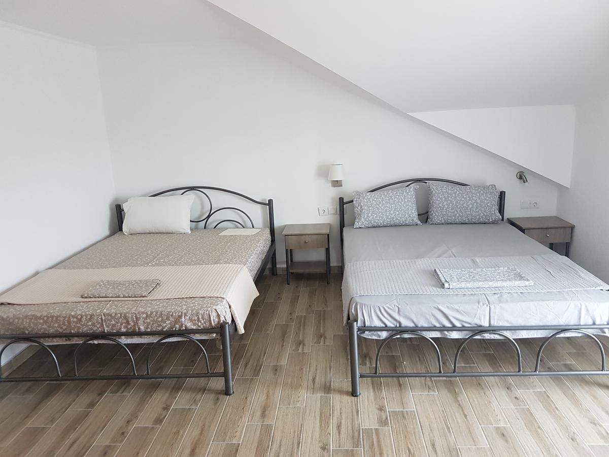 Villa Giannis Apartments Vrasná Eksteriør billede
